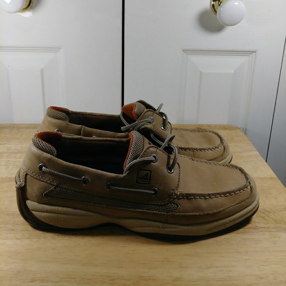 Sperry Top Sider Tan Lanyard 2 eyed boat shoes